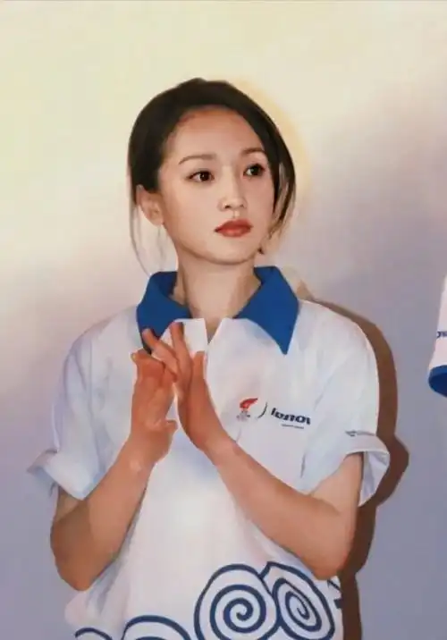 周迅年轻的时候刚出道的魅力