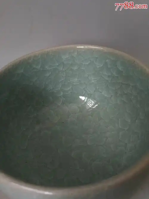 宋代传世汝窑冰裂纹瓷碗