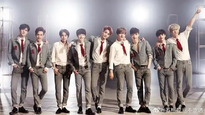 exo出道12周年#都十二年了,从一开始的战战兢兢到现在从无数爱丽恐行