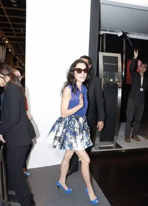 杨紫琼老了,皮肤暗黄皱纹多,骨瘦如柴看着真可怕!