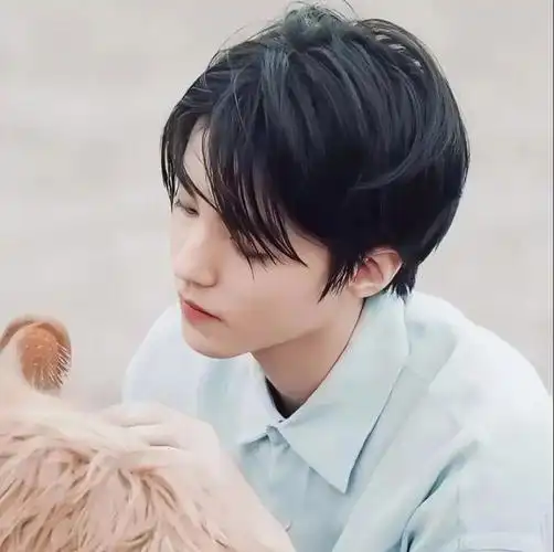 小螃蟹快来拿!#王俊凯头像  #王俊凯