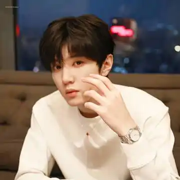 "心动一下"@陈哲远-74 陈哲远┆头像2-2 23:23来自 陈哲远超话-小桃