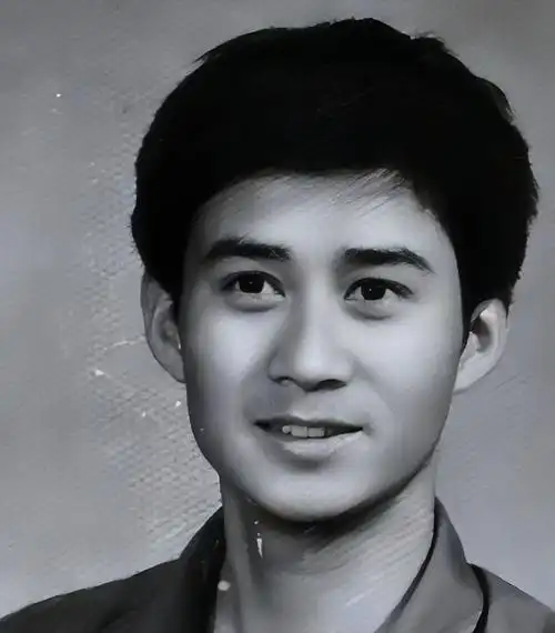 父亲照片一公开,网友傻眼了|陆毅|陈建斌|木婉清|甄嬛传_网易订阅