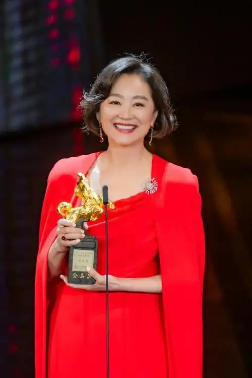 这一夜林青霞驾临排面大林志玲日里日气桂纶镁陈意涵双翻车