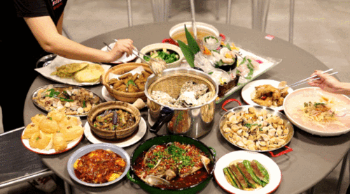 楼上大排档 | 广州cbd惊现空中大排档,游水海鲜,重口味烧烤小炒应有尽