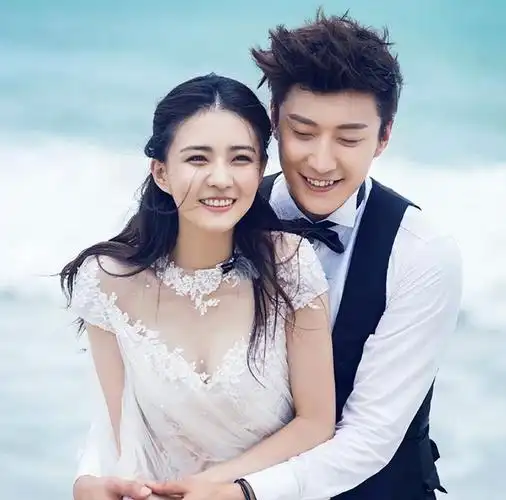 徐璐作为年轻一代的女演员,平时在工作中兢兢业业,从没有传出过对工作