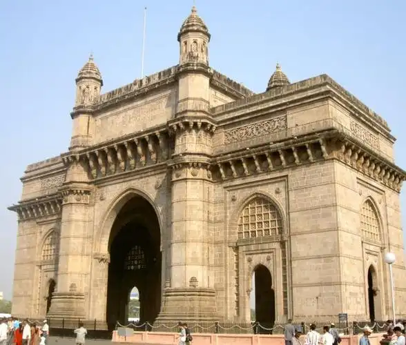 mary church(圣玛丽山教堂,西洋建筑)孟买还有大量印度教寺庙和一些