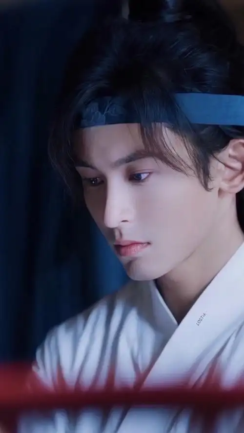 山河令[超话]##张哲瀚0511生日快乐#就.不舍,不想今天过去但是.