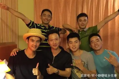 真正男子汉重聚,袁弘杜海涛亲密互动,兄弟情满满