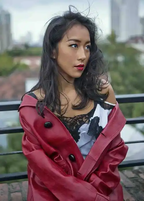 满嘴谎话,知三当三,娱乐圈的虚伪在吉克隽逸身上体现得淋漓尽致