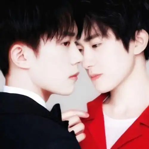 易烊千玺超帅头像超清好看的易烊千玺最新帅图头像