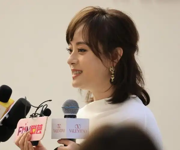 41岁孙俪美回来了!