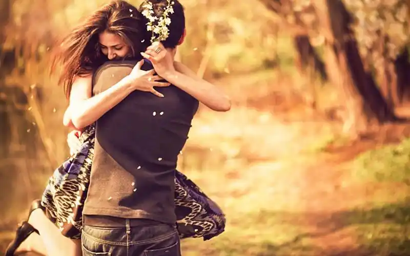 人世间唯有男女之间的爱情,是人生值得去让我们每个人去追寻,和思考的