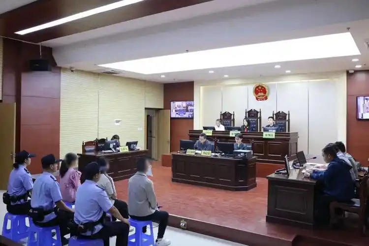 宜州法院集中宣判4起知识产权"三合一"刑事案件