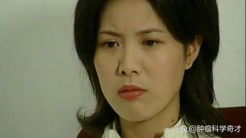 《危情实录》:人性挣扎与情感纠葛 电视剧《危情实录》第9集《欲海