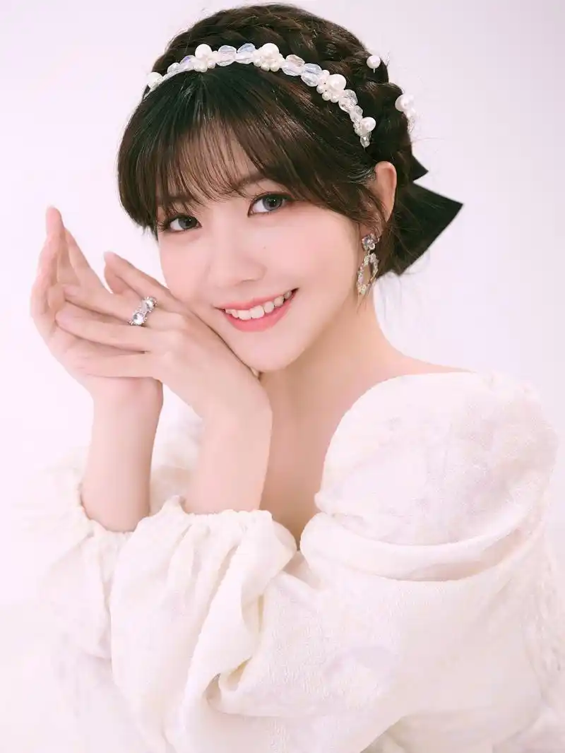 精美图集|"甜系小仙女"赖美云