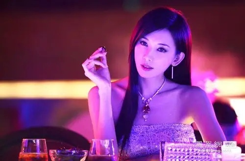 《富春山居图》林志玲造型剧照集锦 (组图)