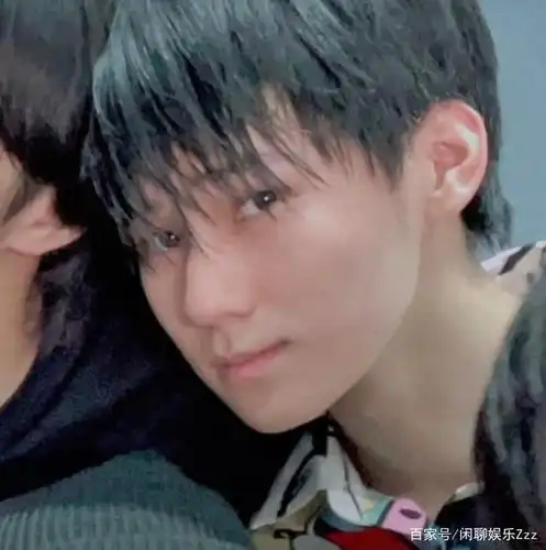 时代少年团晒全员素颜照,失去美颜滤镜成员真实状态如何?