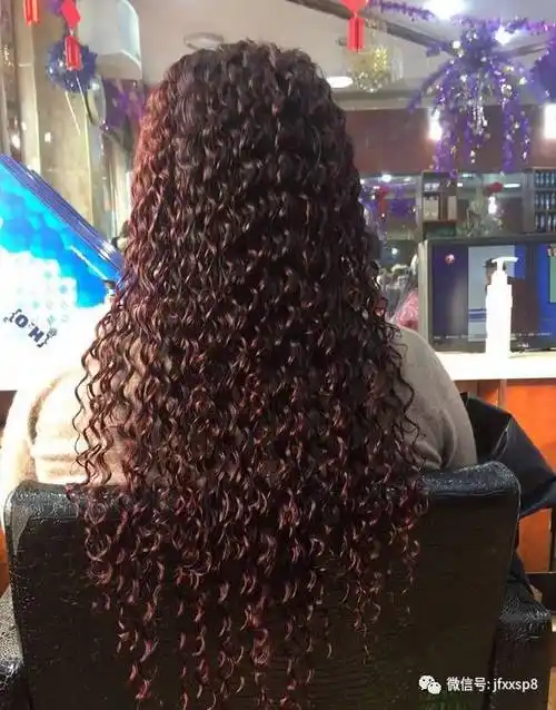 发型欣赏2017流行螺丝烫