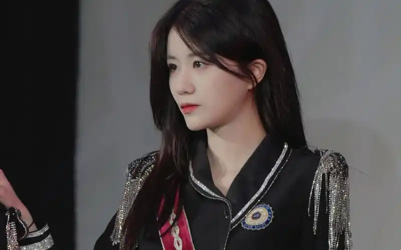 【左婧媛】/《聚变裂》/focus 2023.4.21 team x 三角函数公演