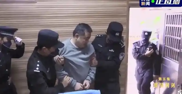 孙小果被执行死刑前现场视频曝光含泪痛哭当年复活内幕曝光