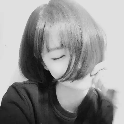 短发美女微信头像图片大全点击鼠标右键下载