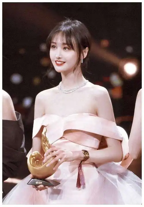 蝴蝶结原来是郑爽早就玩剩下的2021郑爽粉色纱裙美照来袭好仙