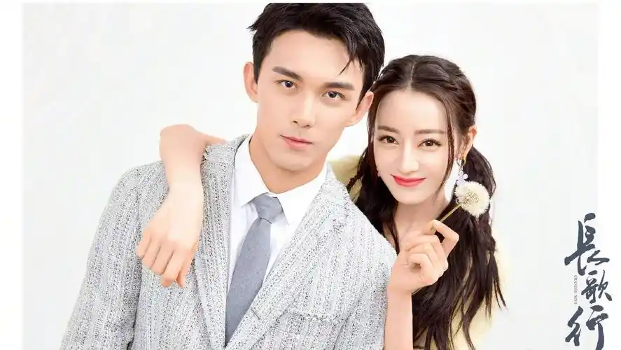 只要阿耶胆子大,明年阿娘休产假,网友盼迪丽热巴吴磊二搭奔现