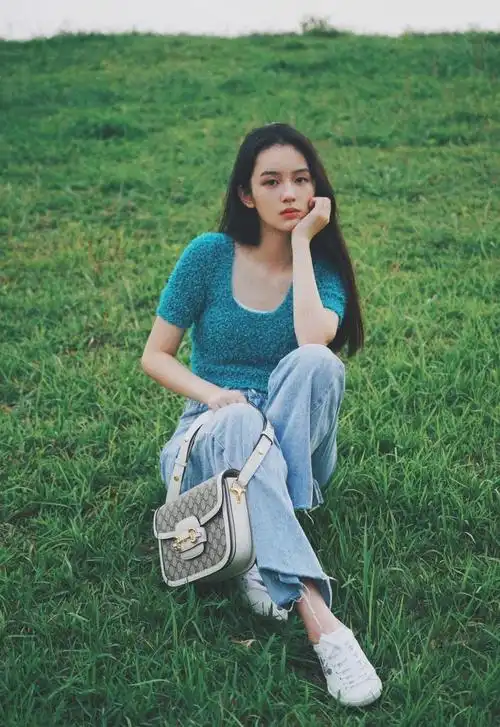 明星穿搭红榜 | 女明星的夏季穿搭,凉爽又时髦