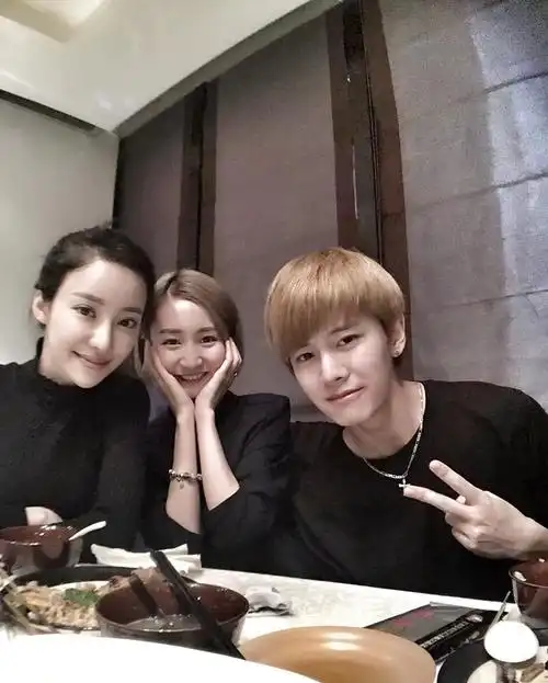 聂欢个人资料(陪伴任嘉伦从无到有在家当全职太太也很幸福)