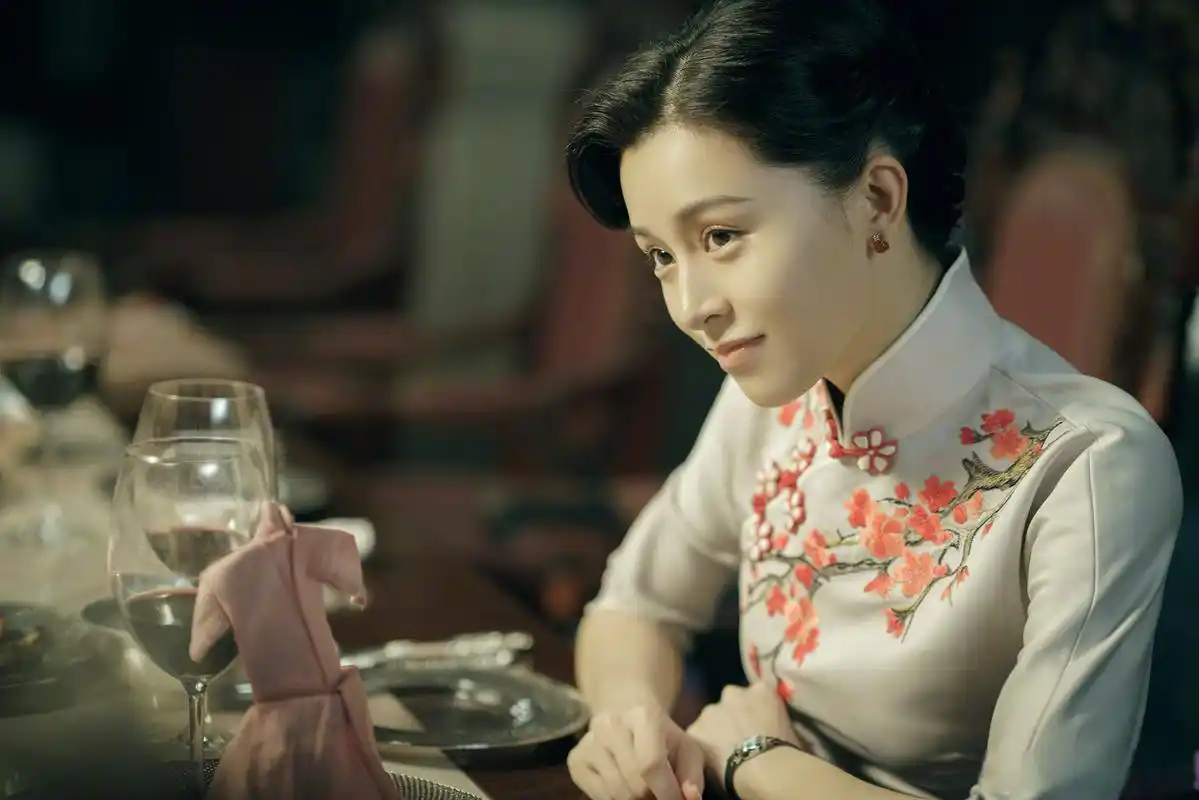 强烈推荐电视剧《风声》里的玉姐,永远的意难平初见便是惊鸿一瞥.