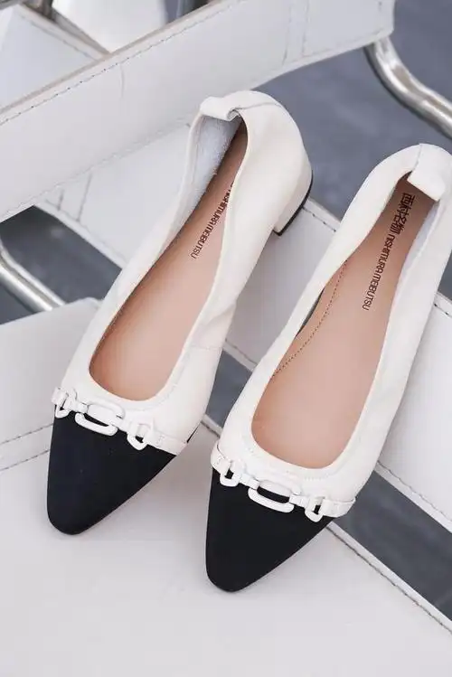 而且,在为数不多的鞋子专柜品牌中,要么款式好看但舒适度一般.