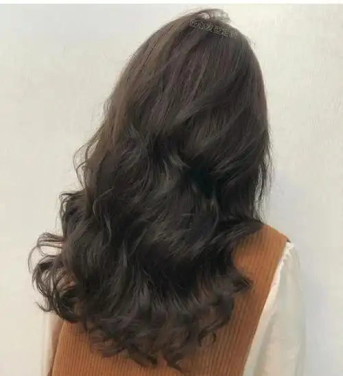 长发背影女神,大家更喜欢哪款?96