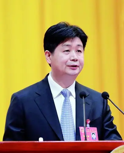 肇庆市市长  吕玉印