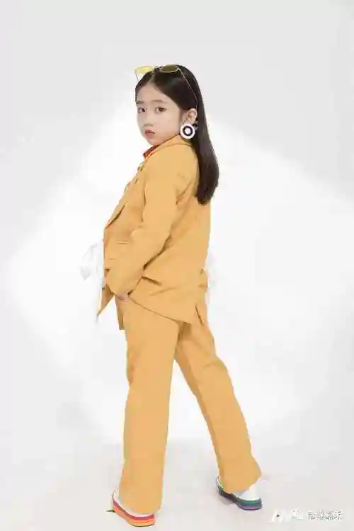 儿童模卡casting精选 | 复古法式·时尚纯洁张语庭_少儿模特_时代华娱