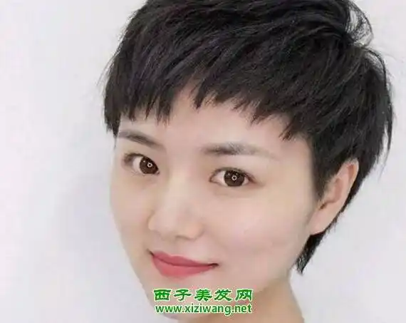 齐刘海短发发型图片五款齐刘海短发发型图片