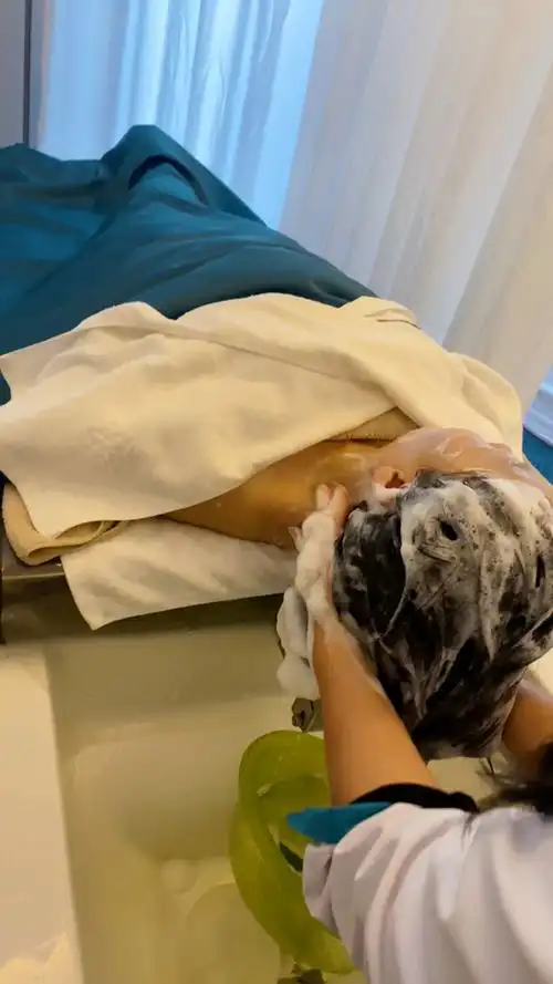 双11活动[666][666] 只需98元即可报名享受芦荟灌肤 洗头按摩 肩颈