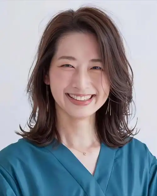 "大妈发型"有多暴露老态?看完3组对比就知道,年纪越大越油腻