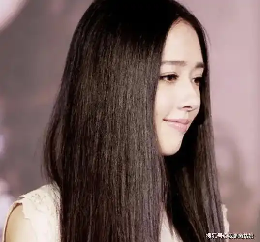 嫁入豪门4年,她终于"黑化"了_郭碧婷_向太_向佐