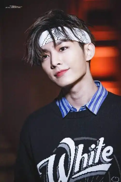 炎亚纶承认与17岁男孩发生关系:视频可能是修手机流出的|记者|陈冠希|