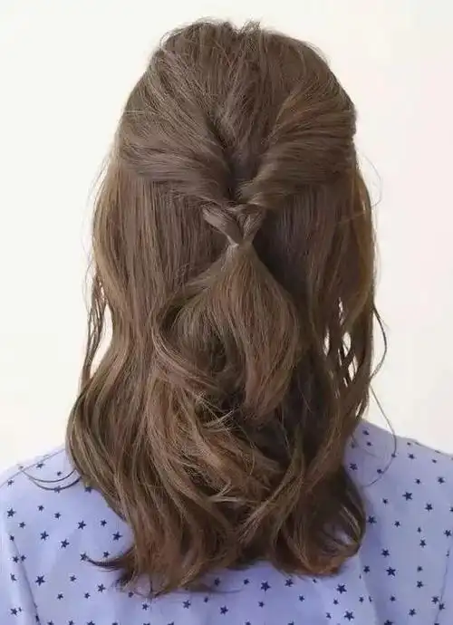 卷发怎么扎简单又好看学会这5种就够了