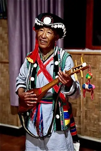 最美村寨老姆登怒江边的原住民怒族