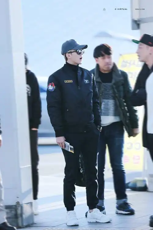 吴世勋 151030仁川机场