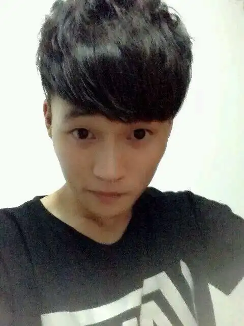 我头发现在五厘米,剪这个发型头发得多长?这是什么发型?还得长几个月?