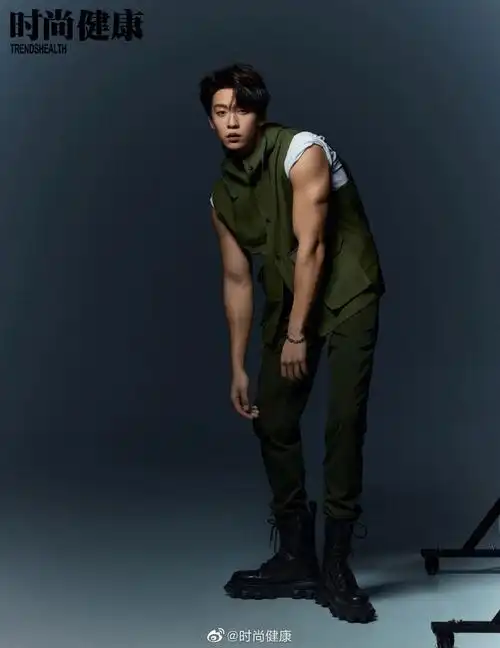 余景天  #tony余景天  #余景天时尚健康封面