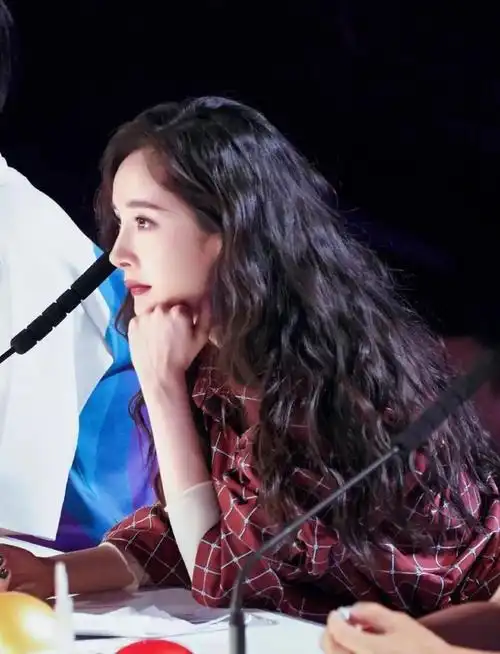 女明星发量成谜