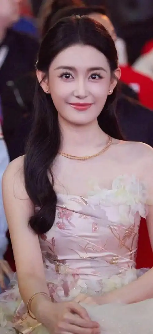 不一样的女神第050期蒋依依