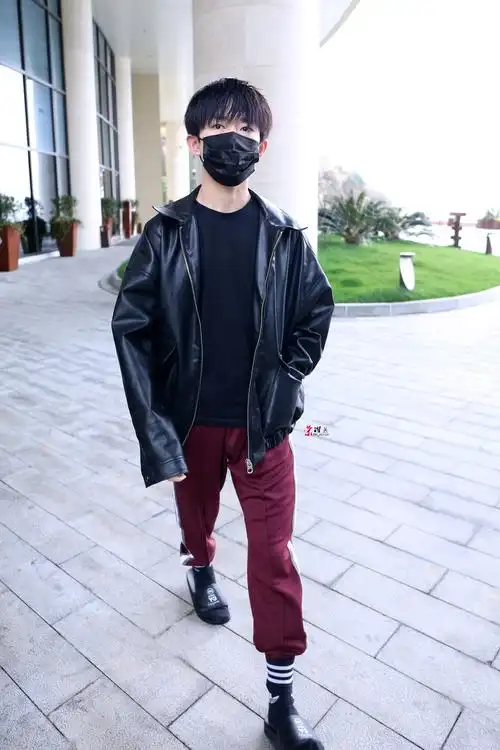 2018易烊千玺拍摄《长安十二时辰》_高清图片大全-爱豆app