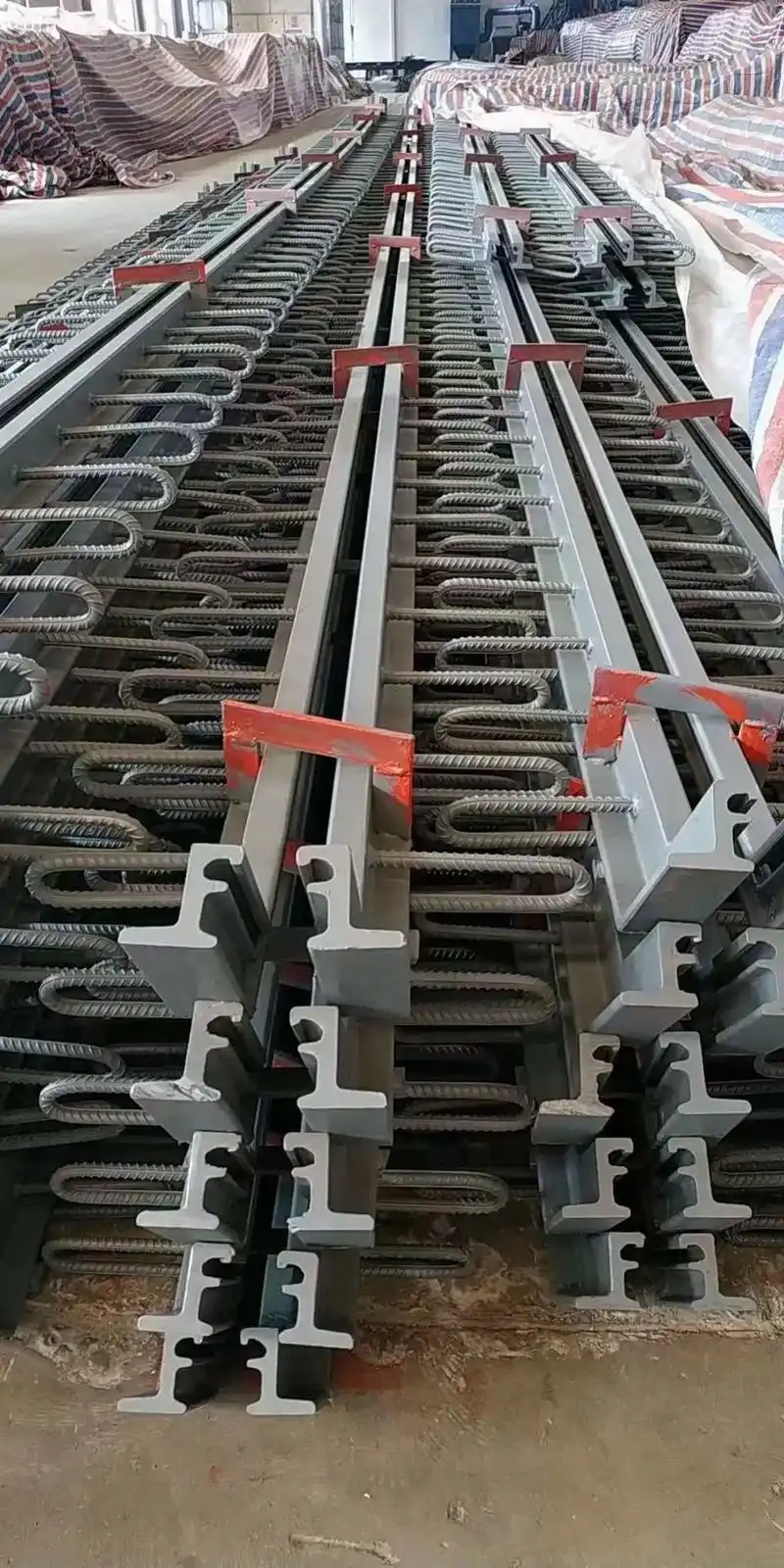 桥梁伸缩缝a汉中桥梁伸缩缝定制生产.#抖音图文来了 桥梁伸缩 - 抖音