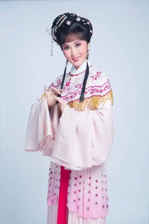 智 贞王子瑜(小小王彬彬) 饰 徐元宰演员及嘉宾玉蜻蜓·庵堂认母锡剧